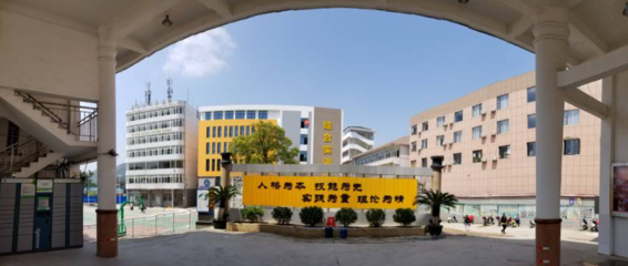 廣西桂林商貿旅游技工學校 深化計算機房維護服務，保障優質教學實踐平臺